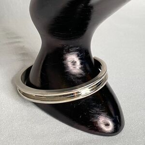 Unisex Silver Tone Cuff Bracelet Matte And Shiny